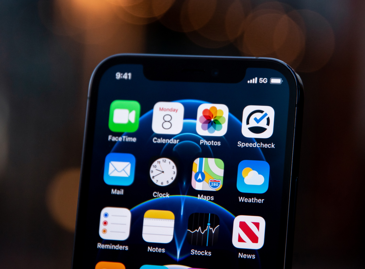雁峰苹果手机维修分享为什么 iPhone 12 在冬季会自动关机 