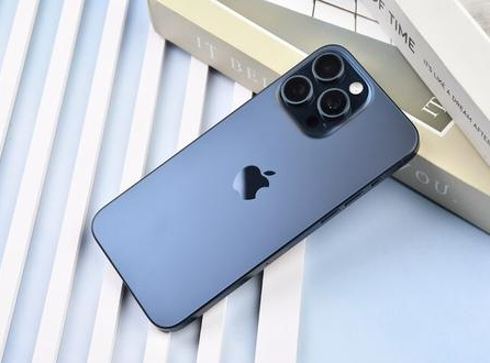 雁峰苹果维修点分享iPhone 15 Pro Max自动关机造成的原因 
